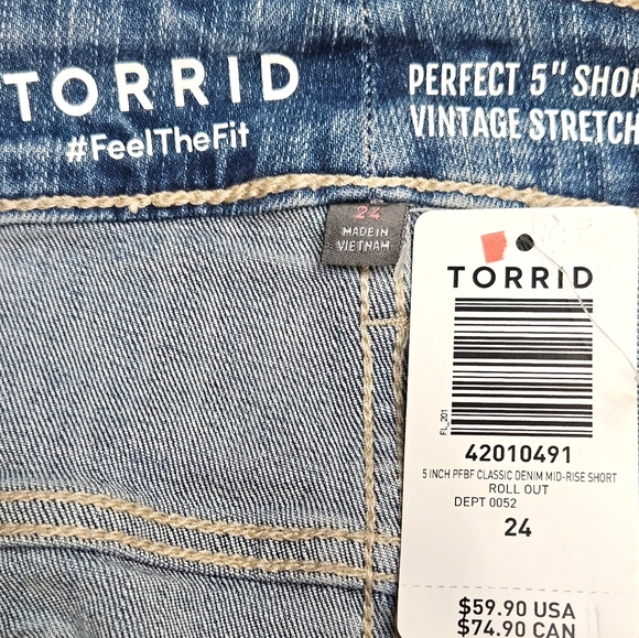 TORRID Plus Size Perfect 5" Vintage Stretch Boyfriend Classic Mid-Rise Short - Picture 11 of 15